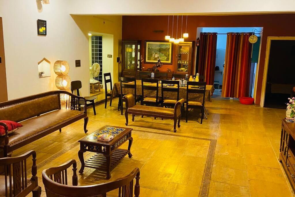 Shangri-La Valley Retreat Karjat Esterno foto