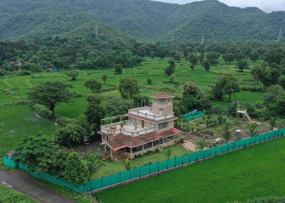Shangri-La Valley Retreat Karjat Esterno foto
