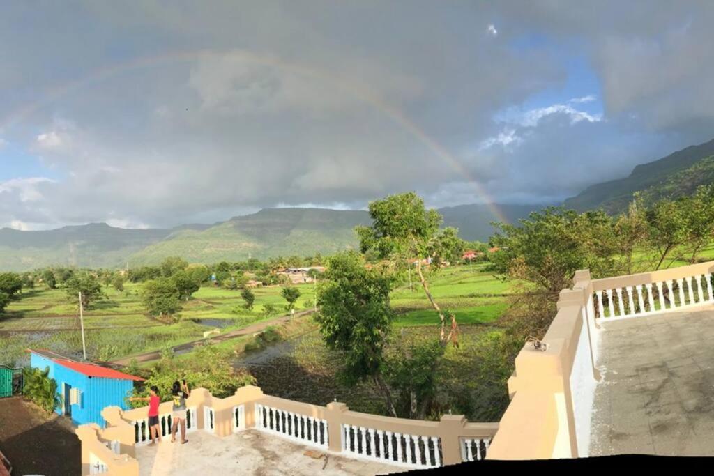Shangri-La Valley Retreat Karjat Esterno foto